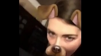 Compilatie porno cu fete filmate pentru poze de Snapchat