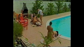 Film porno romanesc cu cele mai tari actrite xxx din romania