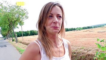 Matura de la tara fututa de tanar amator cu pula mare