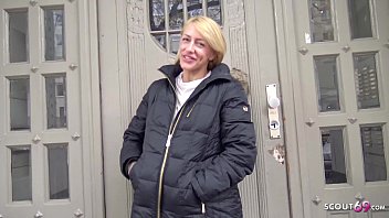 Sandy antrenoare de fitness tatuata se fute la prima intalnire