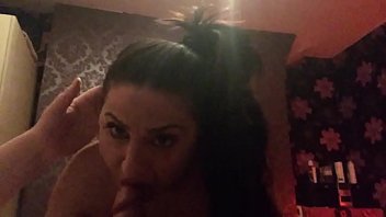 Escorta tiganca romanca in Anglia suge pula cu pofta