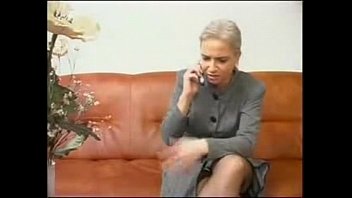 Film porno romanesc ramane cu sperma in pizda