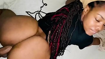 Negresa panarama suge pula si face sex neprotejat cu ejaculare