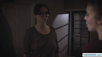 Film porno ce pot fi vizionate gratis pe telefonul mobil xxx anal cu o tocilara