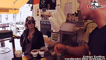 Are orgasme si face sex bine in pizda cu iubitul ei frumos cu pula mare