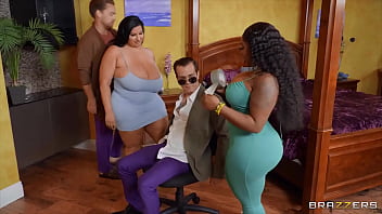 Femei corpolente si grase se fut dur