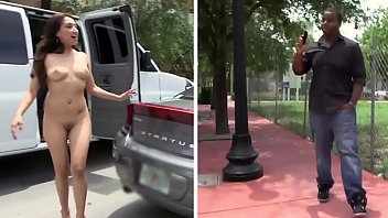 Xxx dur anal in limuzina cu un amaerican cu bani multi