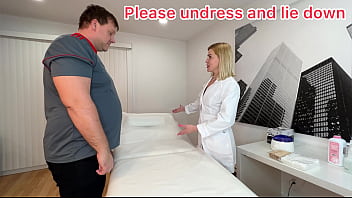 Asistenta face xxx cu acest barbat gras cu pula mica si paroasa