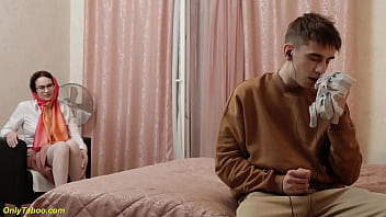 Soacra lui are mare chef de xxx alaturi de pula lui imensa